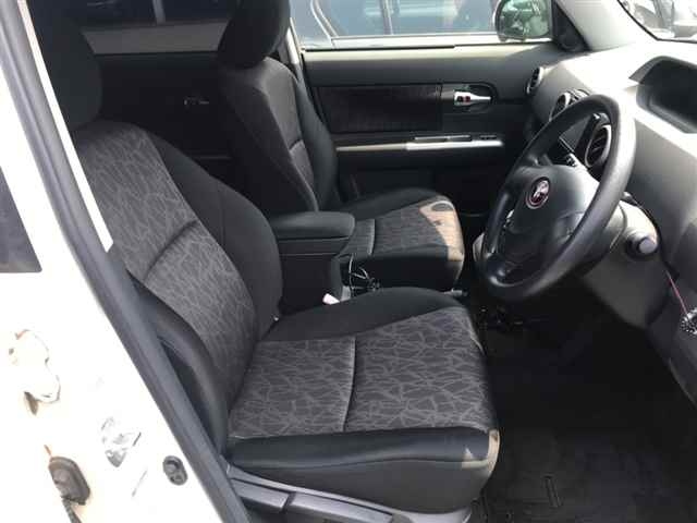 TOYOTA COROLLA RUMION 2010