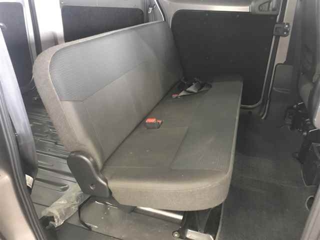 NISSAN NV200 2021