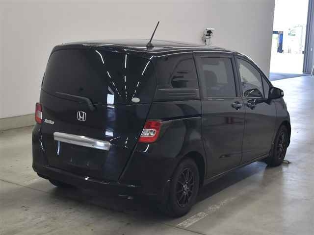 HONDA FREED 2012