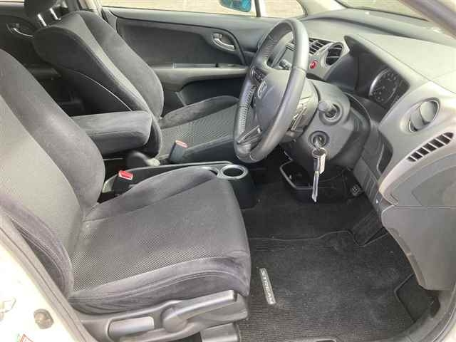 HONDA STREAM 2008