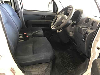 DAIHATSU HIJET VAN 2010