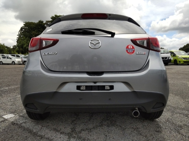 MAZDA DEMIO 2015