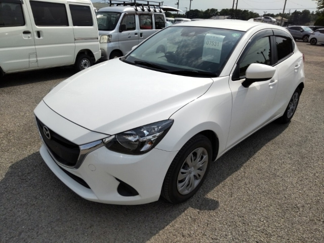 MAZDA DEMIO 2018