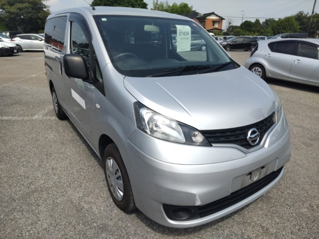 NISSAN NV200 2016