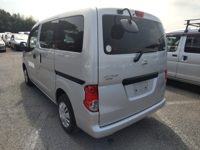 NISSAN NV200 2016
