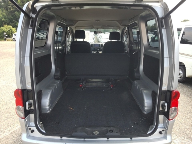 NISSAN NV200 2016