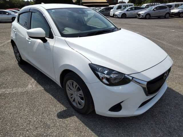 MAZDA DEMIO 2018