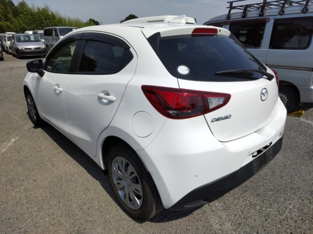 MAZDA DEMIO 2018
