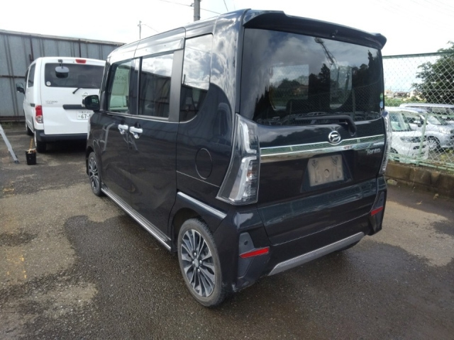 DAIHATSU TANTO 2020
