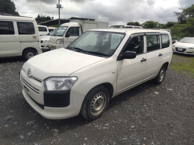 TOYOTA PROBOX 2017