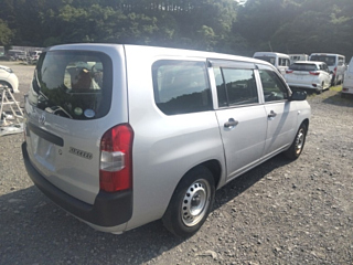 TOYOTA SUCCEED 2017