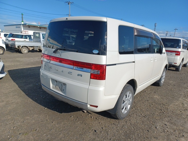 MITSUBISHI DELICA D5 2018