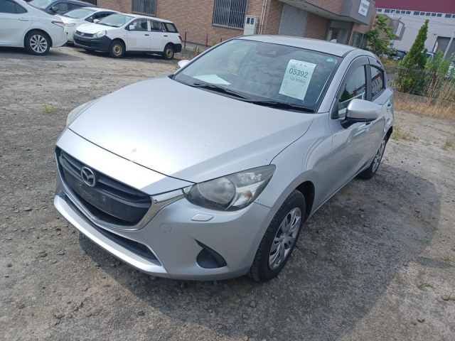 MAZDA DEMIO 2018