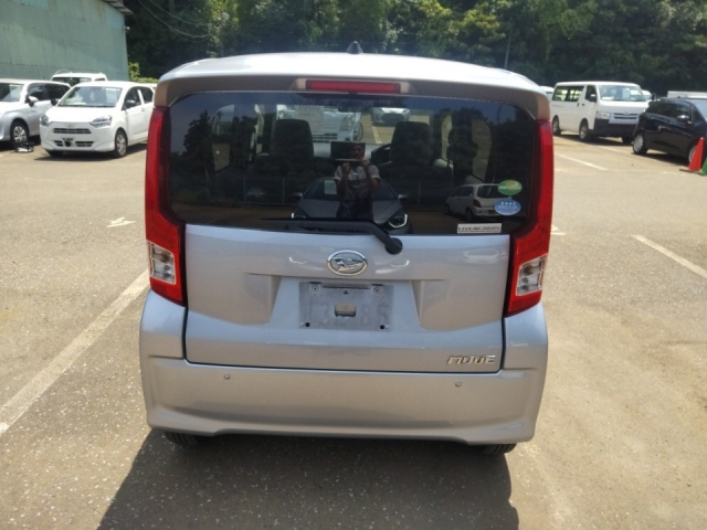 DAIHATSU MOVE 2020