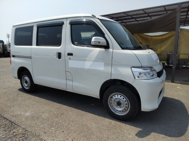 TOYOTA TOWN ACE VAN 2023