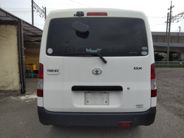 TOYOTA TOWN ACE VAN 2015