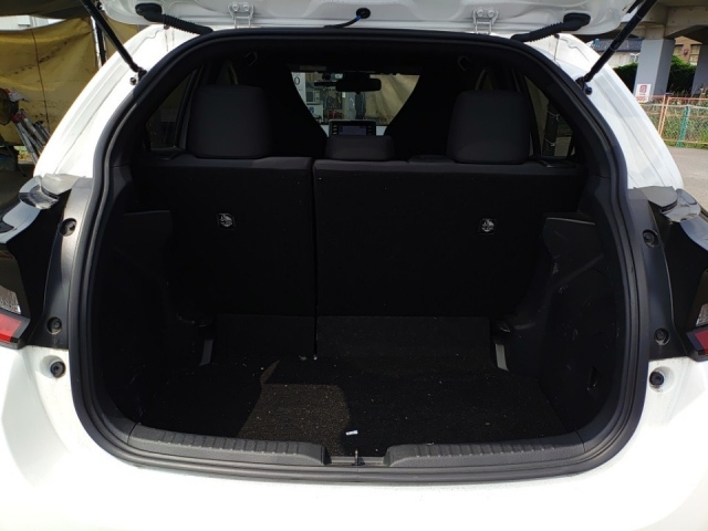 TOYOTA YARIS 2020