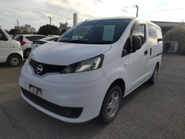 NISSAN NV200 2014