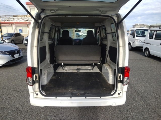 NISSAN NV200 2014