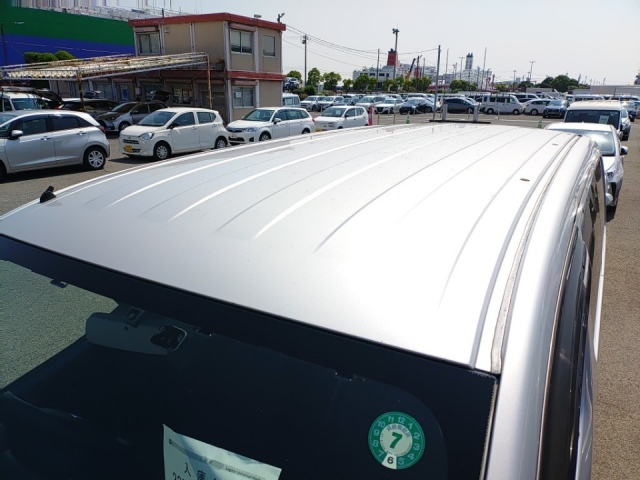 NISSAN NV200 2018