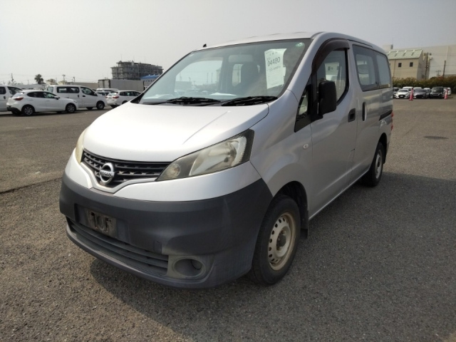 NISSAN NV200 2009