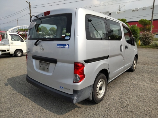 NISSAN NV200 2009