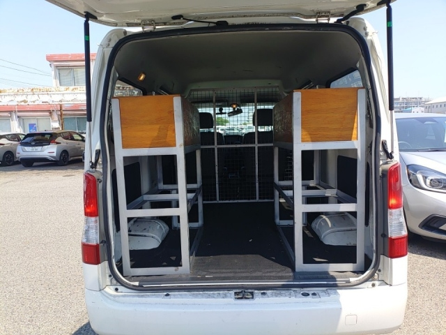 TOYOTA LITE ACE VAN 2018
