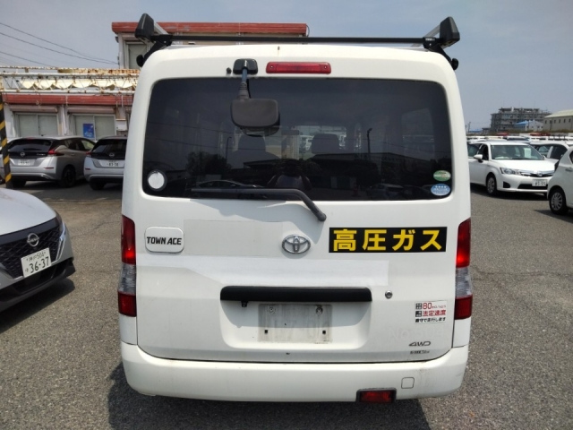 TOYOTA TOWN ACE VAN 2015
