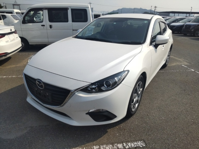 MAZDA AXELA 2016