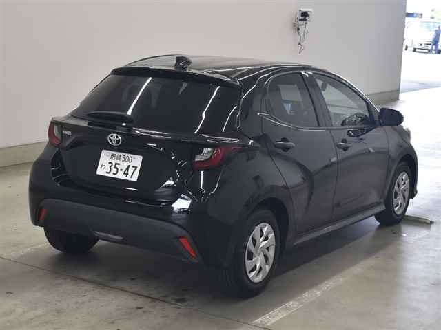 TOYOTA YARIS 2024
