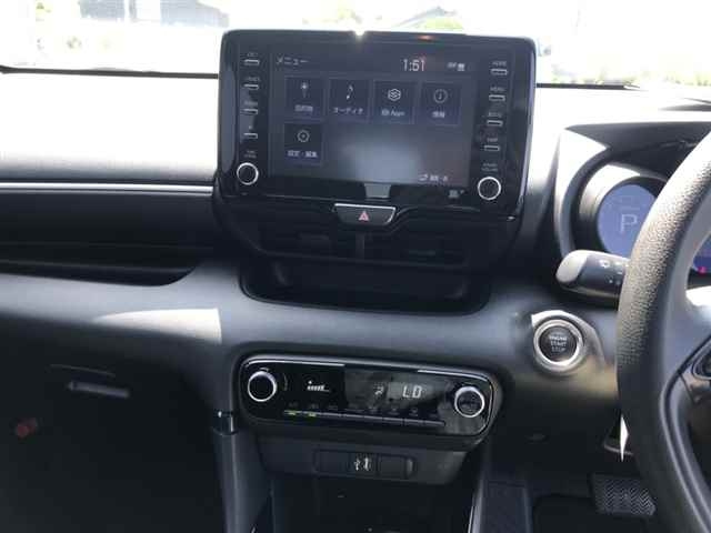 TOYOTA YARIS 2024