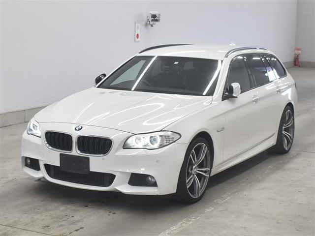 BMW 5 SERIES 2013