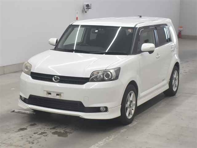 TOYOTA COROLLA RUMION 2010