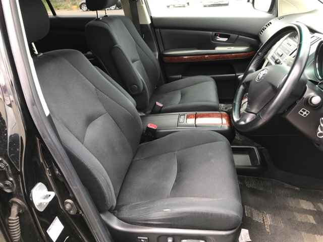 TOYOTA HARRIER 2009