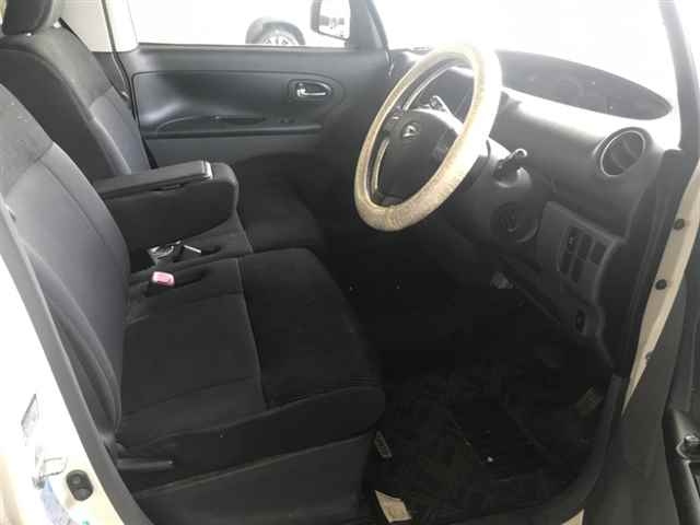 DAIHATSU TANTO 2010
