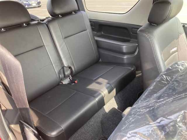 SUZUKI JIMNY 2012