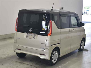 NISSAN ROOX 2020
