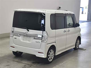 DAIHATSU TANTO 2014