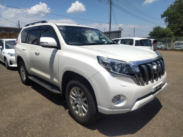 TOYOTA LAND CRUISER PRADO 2016