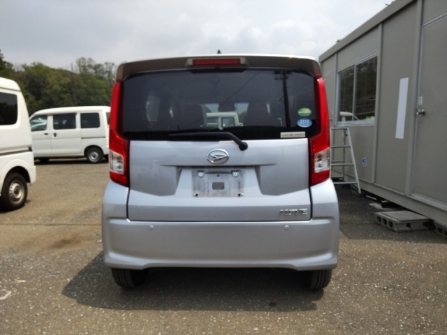 DAIHATSU MOVE 2020