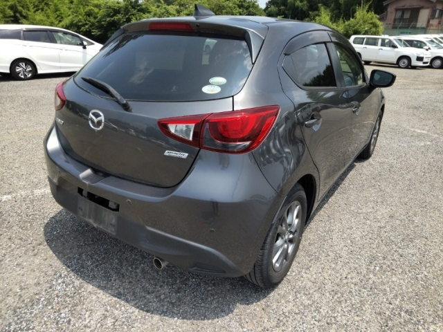 MAZDA DEMIO 2018