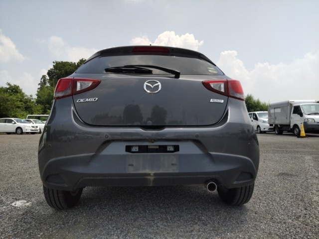 MAZDA DEMIO 2018