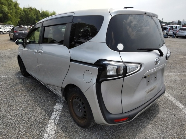 TOYOTA SIENTA 2020
