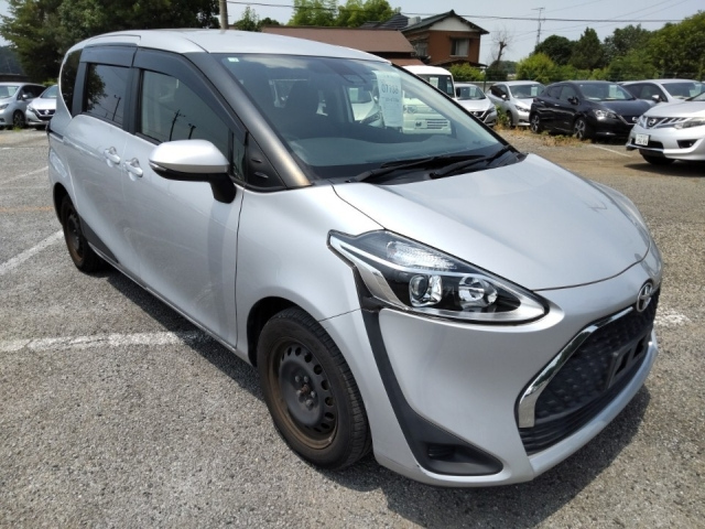 TOYOTA SIENTA 2020