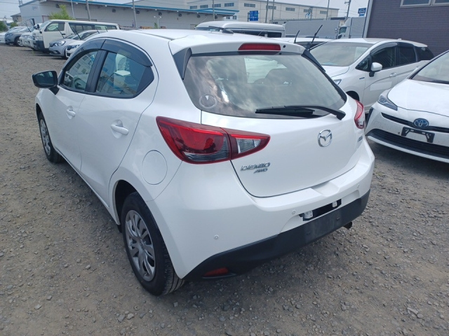 MAZDA DEMIO 2019