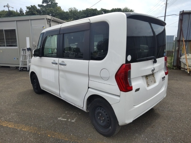 DAIHATSU TANTO 2014