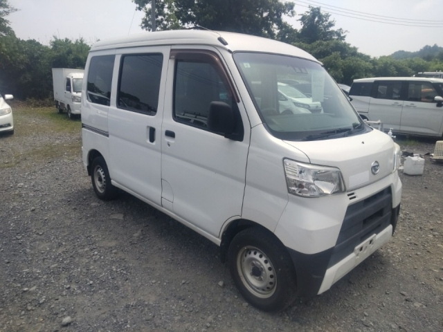 DAIHATSU HIJET VAN 2018