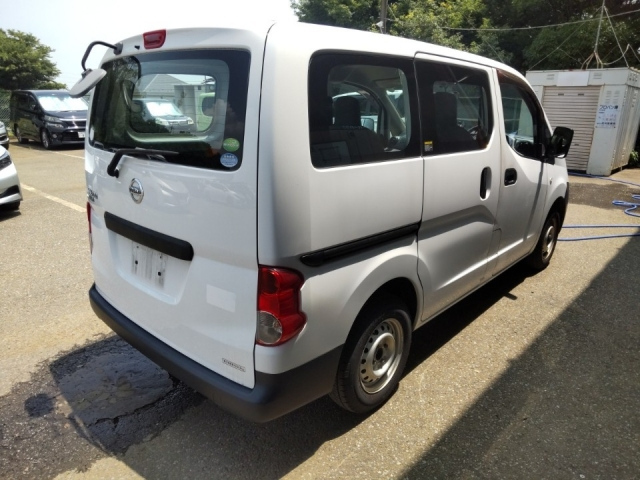 NISSAN NV200 2016