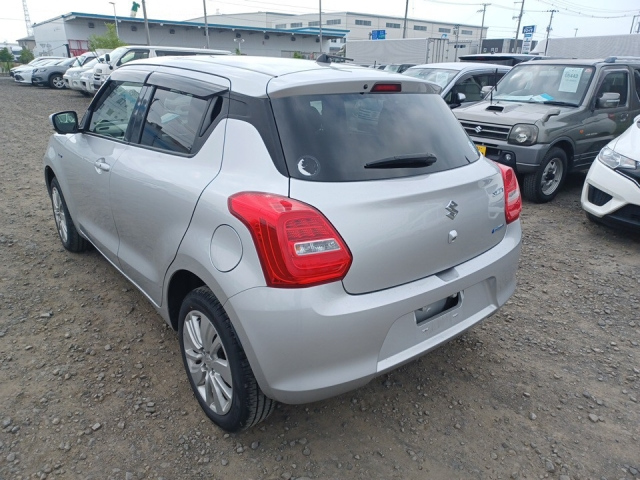 SUZUKI SWIFT 2019