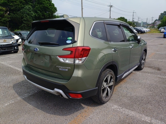 SUBARU FORESTER 2018